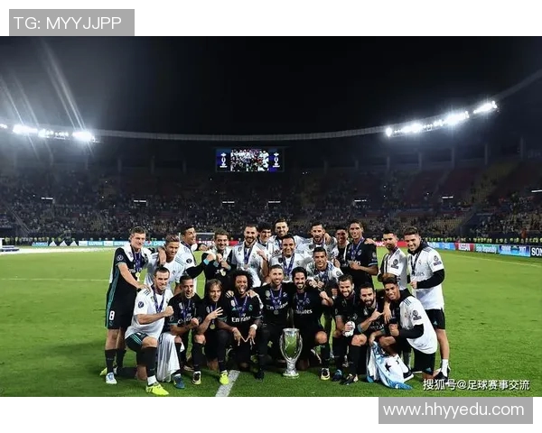 米兰时装秀上足球明星的时尚风采与运动魅力交融展现